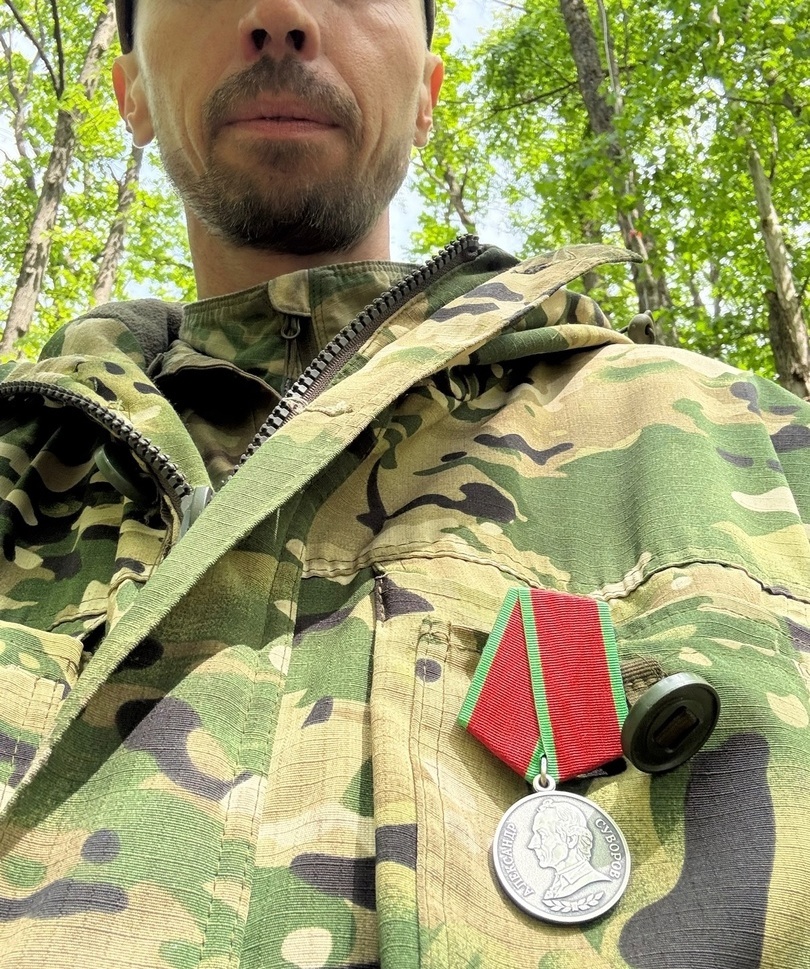 Наш земляк, участник СВО Евгений уничтожил вражеский опорный пункт – за это он награжден медалью Суворова.