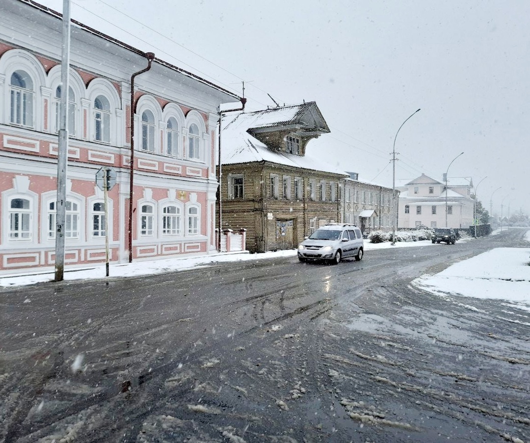 Непогода вновь принесла проблемы – в Усть-Кубинском округе произошло аварийное отключение ВЛ-10 кВ «Приозерный».