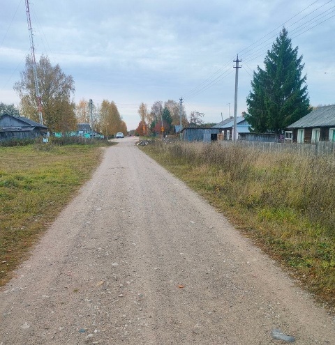 В селе Богородском ремонтируют улицу Центральную.