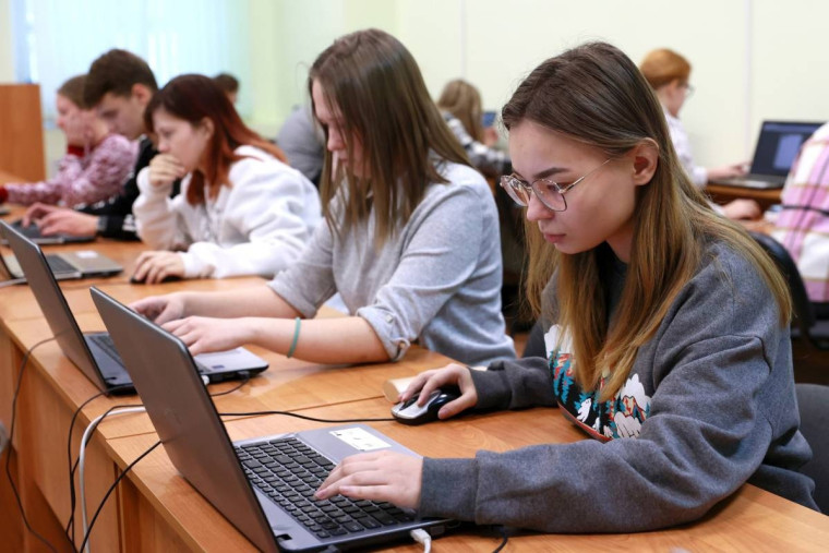 Дети участников СВО могут получить бесплатное образование по программам бакалавриата и специалитета. Дети участников СВО могут получить бесплатное образование по программам бакалавриата и специалитета.