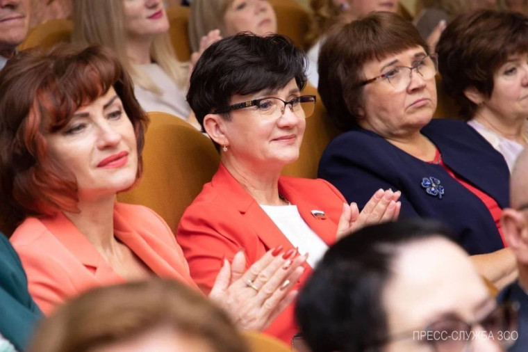 Областной педагогический совет стартовал на Вологодчине. Областной педагогический совет стартовал на Вологодчине.